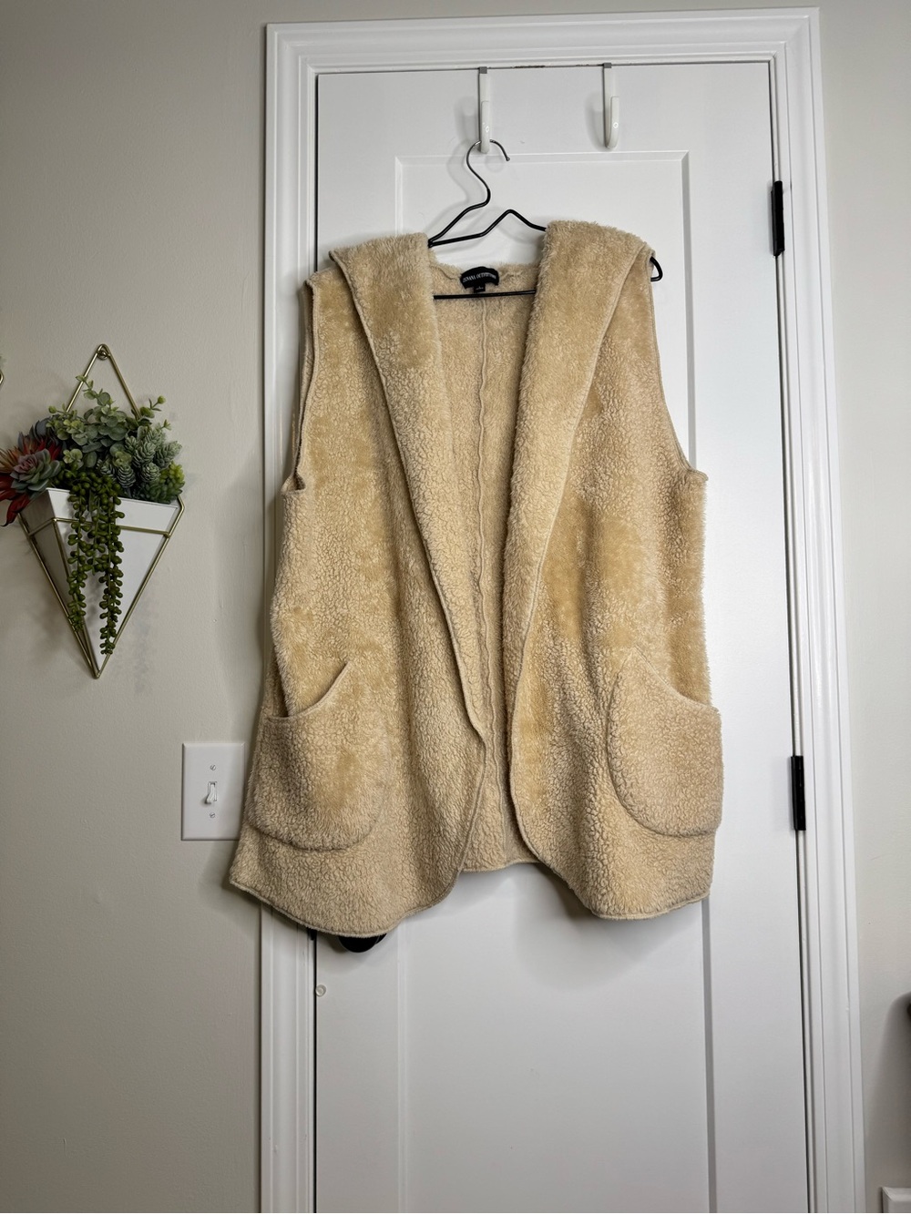 Zenana Outfitters Teddy Bear Hooded Vest